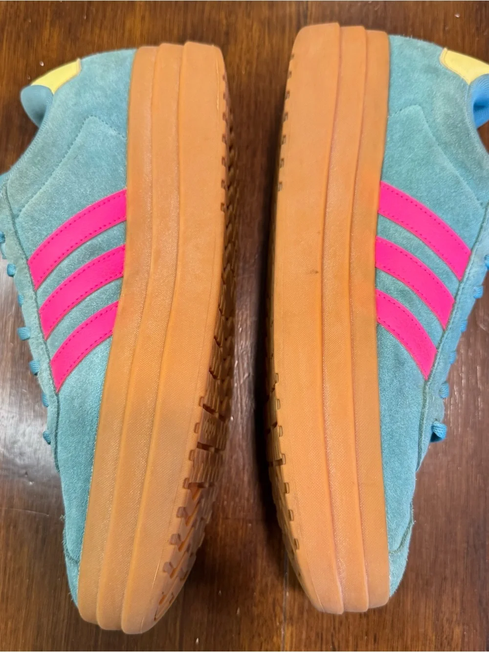 adidas VL Court Bold Sneaker Womens Size 11 Platform Shoe Green Pink Stripes